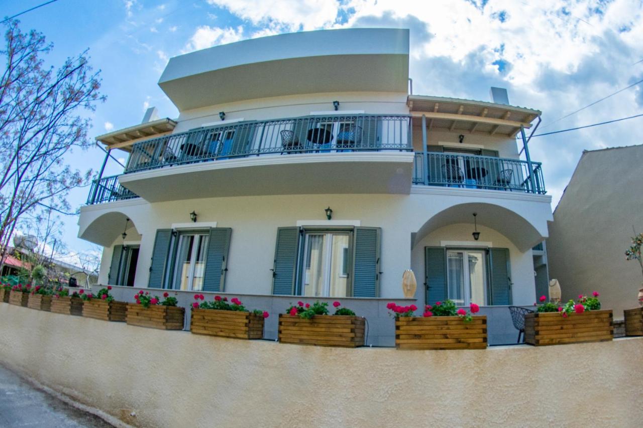 Aparthotel Luxury *